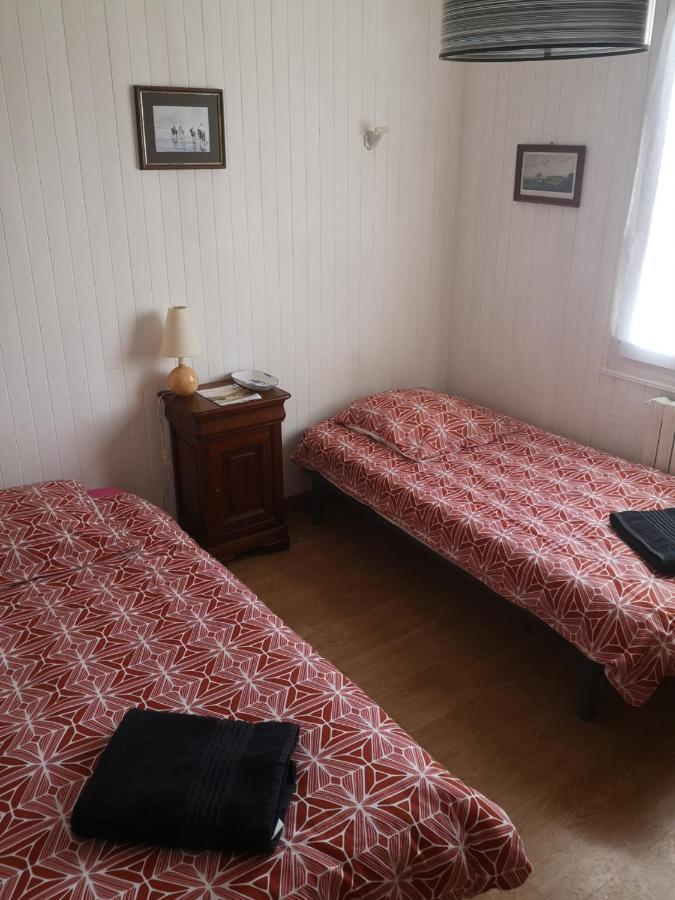 Chambre Au Calme Et Simple, Cuisine A Dispo Saint-Pol-de-Léon Dış mekan fotoğraf